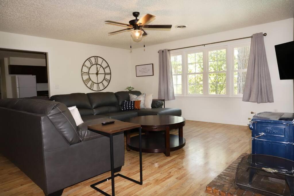 3 Bedroom Vacation Home Next To Silver Dollar City Брэнсон Экстерьер фото
