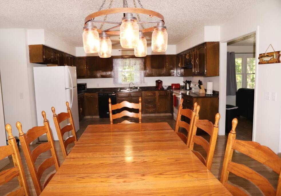 3 Bedroom Vacation Home Next To Silver Dollar City Брэнсон Экстерьер фото